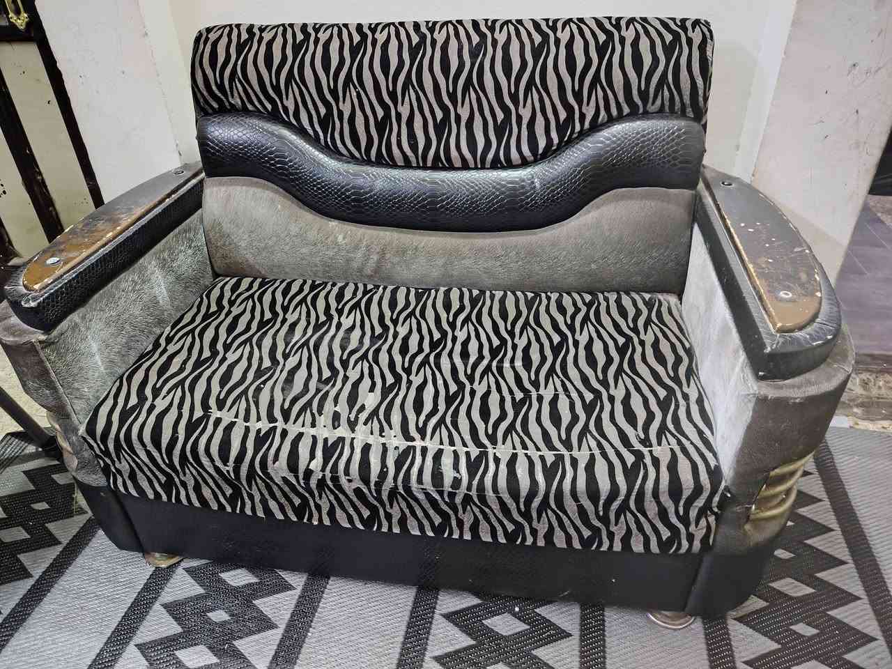 سلام عليكم تخم 100 الف وبي مجال يتكون من قنفه كبيره وقنفه وسط وثنين زغار مكان بغداد


**إذا كنت صاحب هذا الإعلان وتريد حذفه لأي سبب، رجاءا أرسل رسالة إلى الدعم الفني**