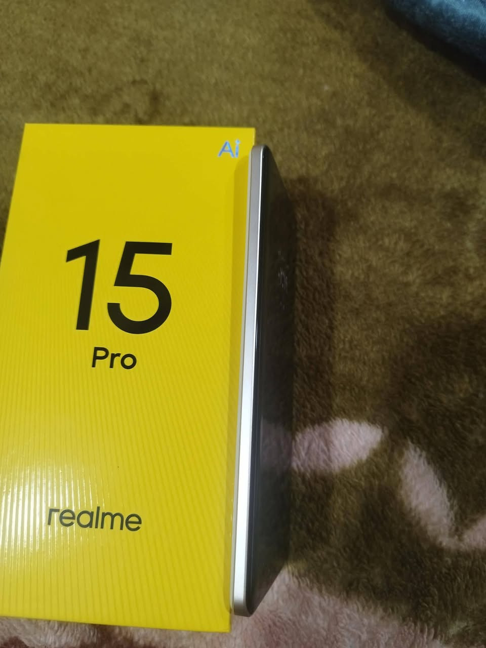 سلام عليكم جهاز ريلمي 15برو ذاكرة 512 رام 12 جهاز جديد  والون المرغوب  شرط خدش مابي استخدام كلش قليل السعر 500بي مجال حك جيتك مكاني جانب الايمن حي الرساله ***********
