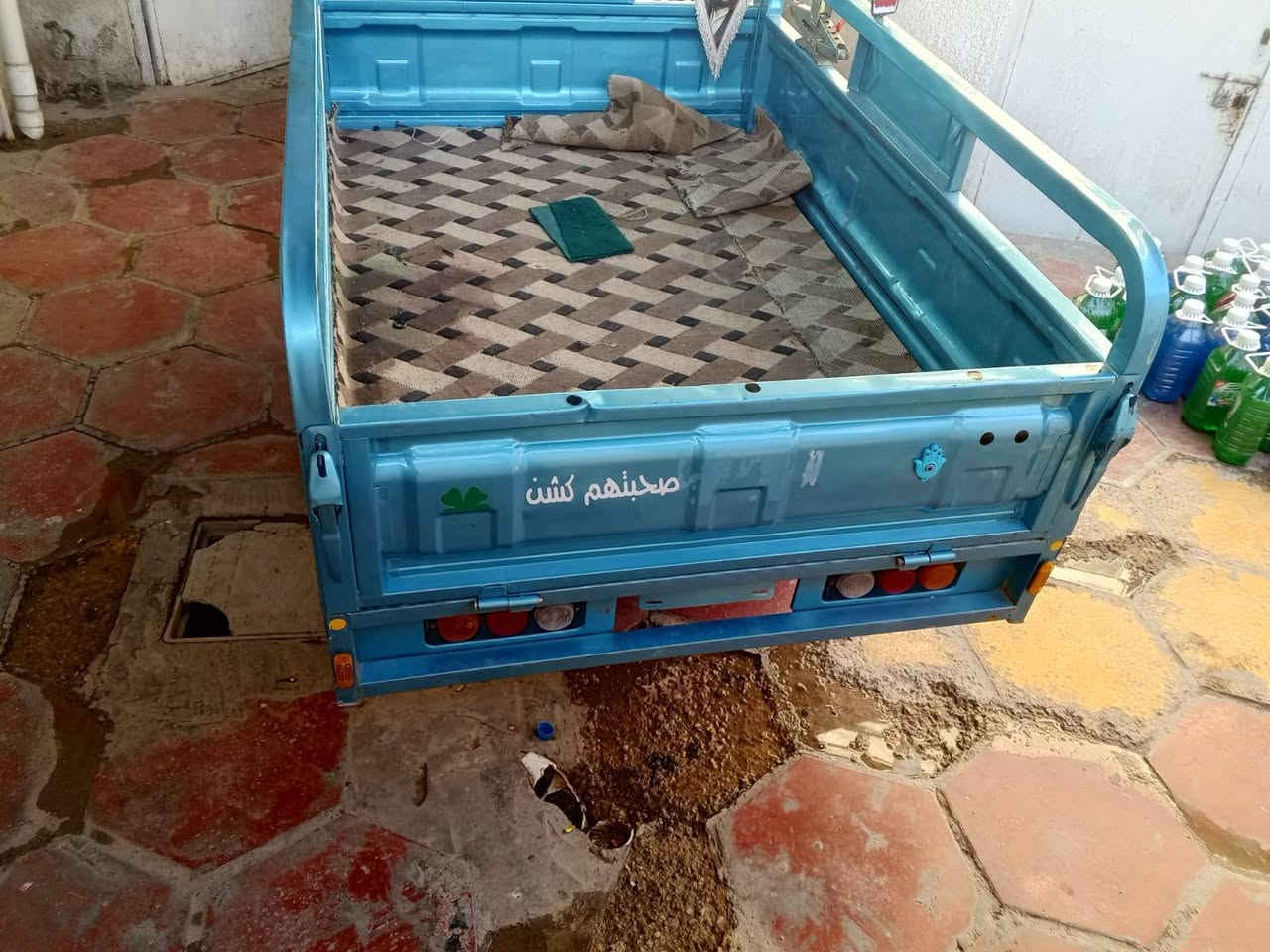 سلام عليكم ستوته شحن للبيع مديل ٢٠٢٥ نضيفه فول سعر مليون وبيه مجال مكان  بغداد مدينه الصدر. ***********
