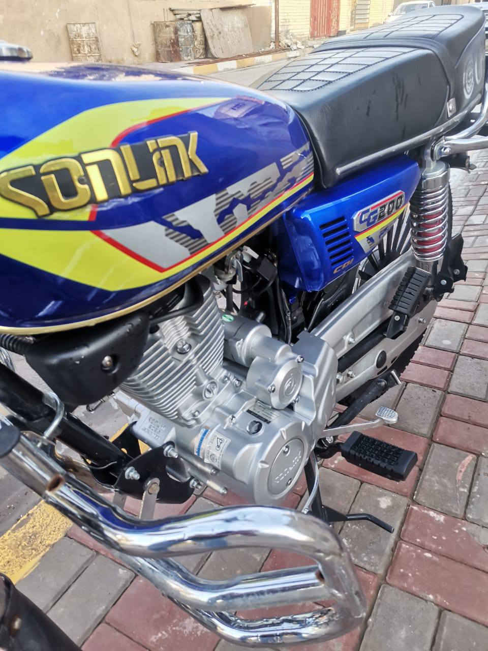 السلام عليكم ماطور ايراني للبيع مديل 2025محرك 200مكفول كفاله عامه للستفسار عله الرقم ***********
