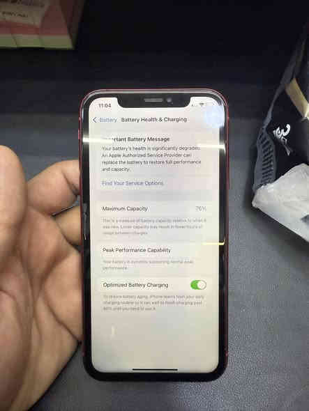 ايفون XR احمر  ٦٤ ذاكره نضيف مفتوح بس شاشه امبدل ابيع جوه السوك مكان  سليمانيه السعر ٨٠ الفف قفلهه 
***********
