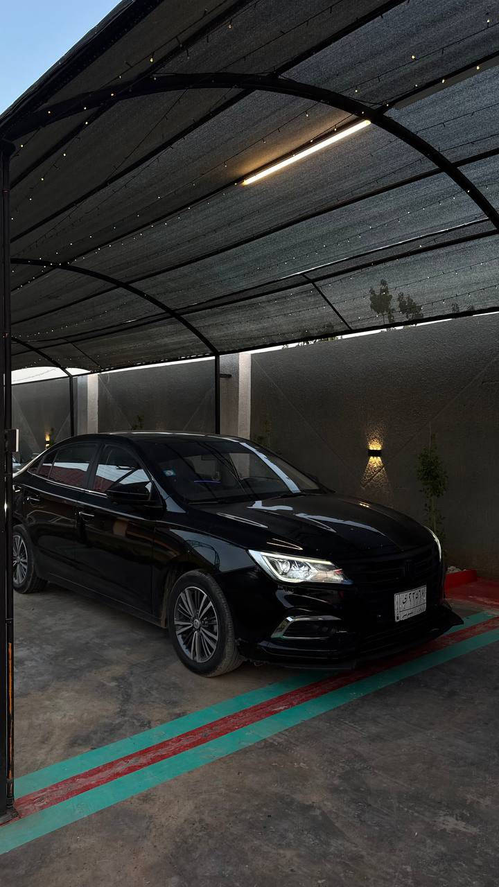 Mg5 Luxury 2024 اعلى مواصفات ١/١
95$
MG 5 LUXURY 1/1
الممشى: 45,000 كم فقط.
• الضمان: خاضعة لضمان الشركة الرسمي (الوكالة)، وجميع الصيانات دورية ومنتظمة.
✅ المواصفات التقنية:
• المحرك: 1.5 لتر، 4 سلندر (اقتصادية جداً).
• ناقل الحركة: أوتوماتيك (CVT).
✨ المواصفات الداخلية (الفول):
• المقصورة: كراسي جلد أسود فاخرة بحالة الوكالة.
• التحكم: مقعد السائق تحكم كهربائي.
• التكنولوجيا: شاشة لمس كبيرة تدعم (Apple CarPlay & Android Auto).
• التشغيل: بصمة تشغيل مع دخول ذكي.
• التبريد: مكيف أوتوماتيك مع فتحات خلفية.
لدات داخلية (مُضاف)
تدفئة كشنات امامي

🛡️ أنظمة الأمان والرؤية:
• الكاميرات: نظام كاميرات 360 درجة (رؤية محيطية).
• الحماية: 6 وسائد هوائية (Airbags) مع حساسات خلفية.
• الفرامل: بريك يد كهربائي (EPB) مع خاصية Auto Hold.
• السرعة: نظام تثبيت السرعة (Cruise Control).
💎 المواصفات الخارجية:
• فتحة سقف كهربائية.
• الإضاءة: LED نهاري بتصميم عصري.
• الرنجات: رنجات ألمنيوم قياس 16 إنش.
الضرر موضح بالصور


**إذا كنت صاحب هذا الإعلان وتريد حذفه لأي سبب، رجاءا أرسل رسالة إلى الدعم الفني**