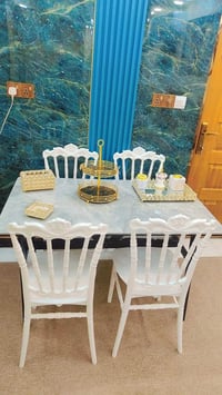 ميز طعام مرمر بورسلين بلكراتين ثقيل لاعلى درجة الميز مع 4 كراسي 185   ...