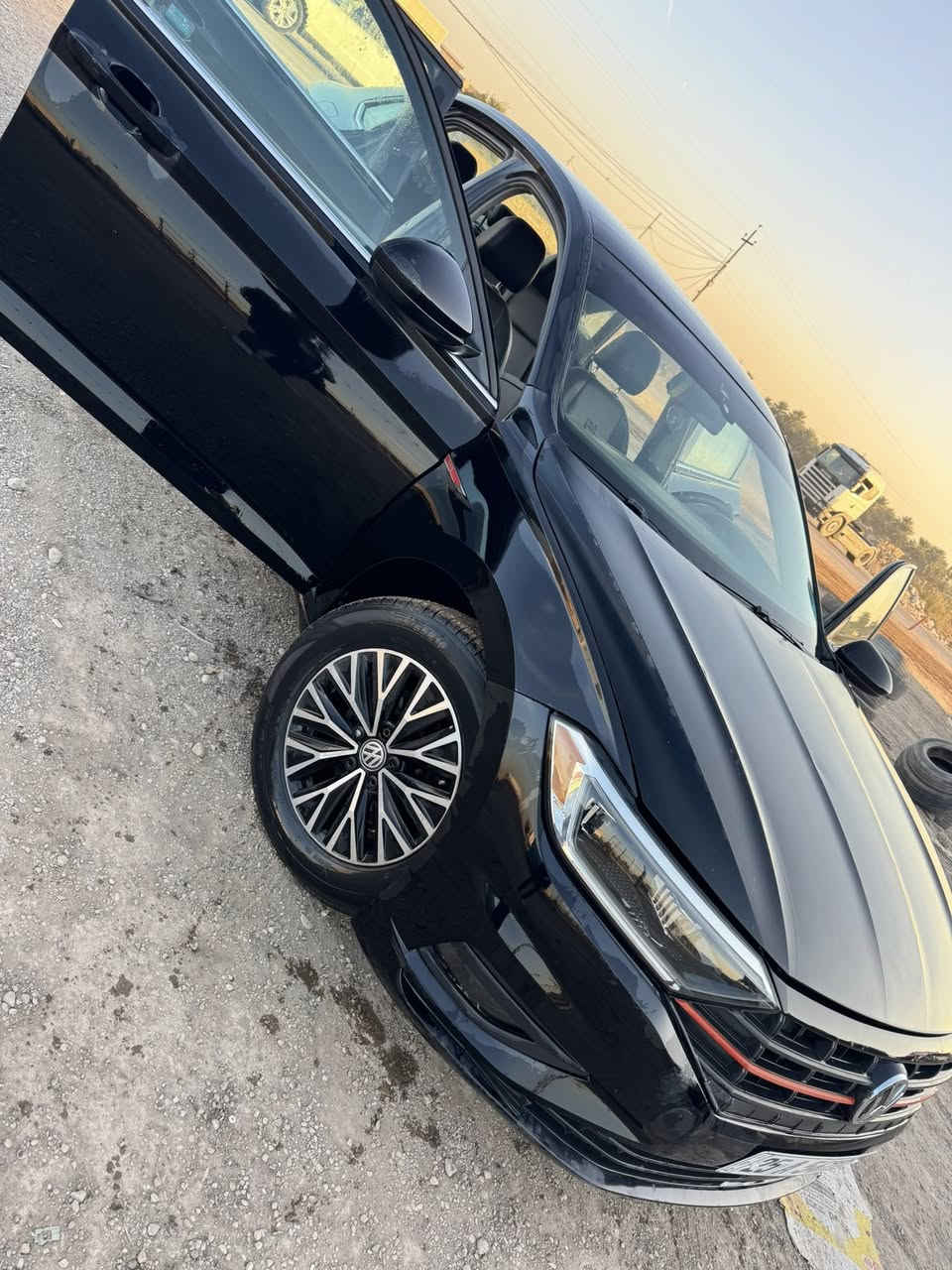 السلام عليكم إخوان ..
جيتا 2019للبيع 

مواصفات: 

بصمة 

بصمة أبواب 

بانوراما

كشنات جلد

كشنات امامية تدفئة 

رادار امامي خلفي

كاميرا خلفية

محرك 1400تيربو

حادث سيارة بنيد فقط بدون ايرباك

السعر 133بي مجال ،،

للاستفسار ***********
