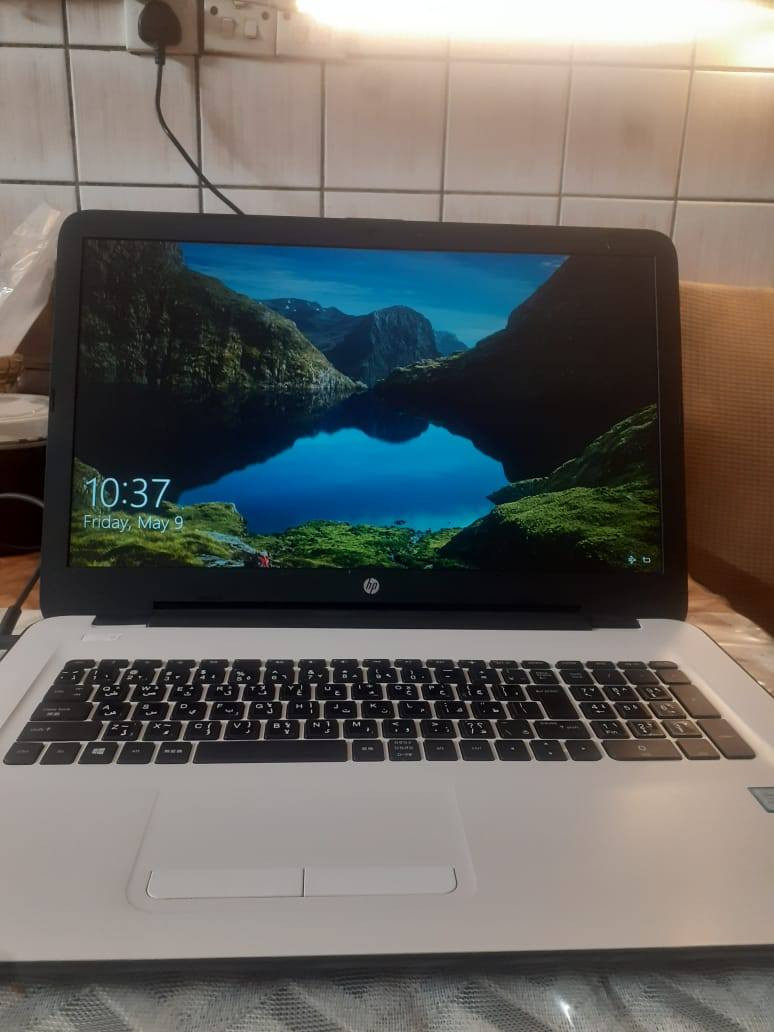 السلام عليكم 
لابتوب للبيع حجمه 17 جديد ماداخل تصليح ولا بي ضربه سعره 280 وبيه مجال قليل كلش 
مكاني بغداد البنوك 
*********** واتساب
