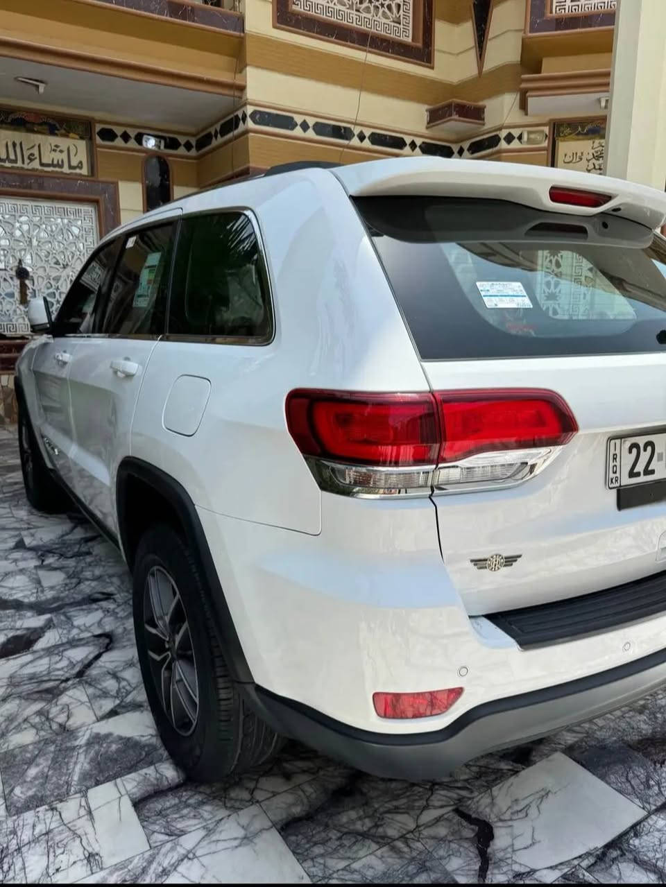 جيب لاريدو خليجي هارلم كفاله.  رقم اربيل ماشي  ٨٥ الف.  مواصفات عاديه  مكان السياره بصره  سعرها.  300  وبيهه مجال  ***********
