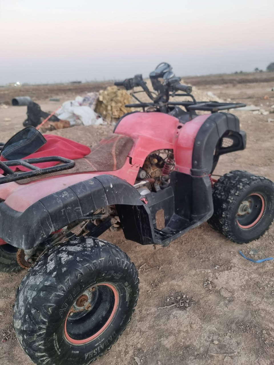 السعر 250شغاله وعوزه بس باتري ***********
