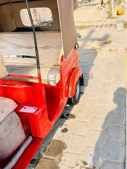 تكتك للبيع 18طالعه ب19تكتك حلو وونضيفه كبل للشارع تكتك أوراق سعر ب4وبيهه مجال رقمي ***********
