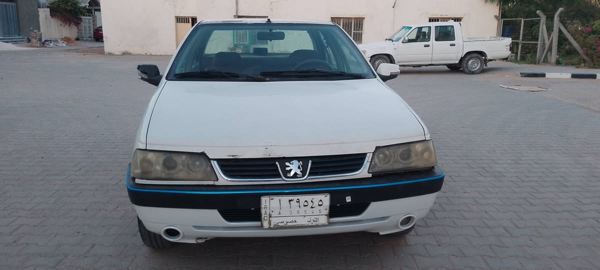 بيجو405موديل 2010 رقم نجف سعر30 وبيها مجال رقم الموبايل ***********
