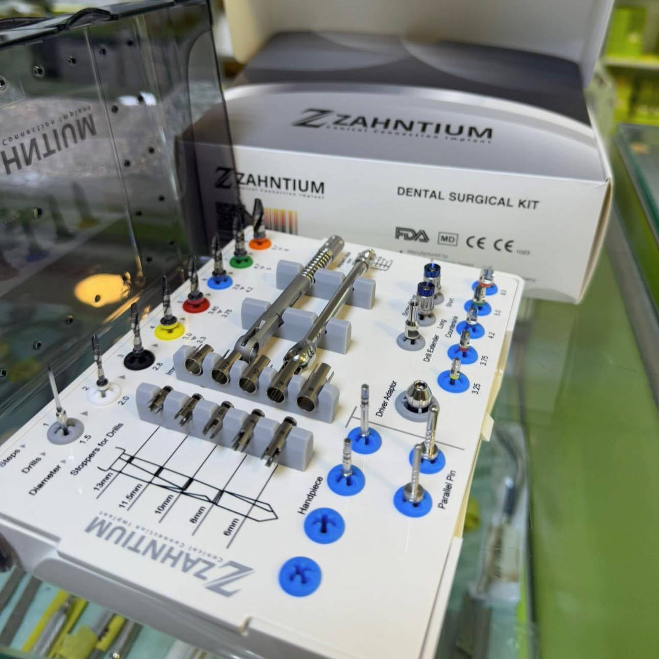 Zahntium German Implants 🇩🇪
دقّة ألمانية. ثبات يُعتمد عليه.
SLA surface
متوفرة بكل القياسات والاطوال ✅

إضافة ذكية لكل عيادة تبحث عن الجودة الحقيقية✅✅

***********
