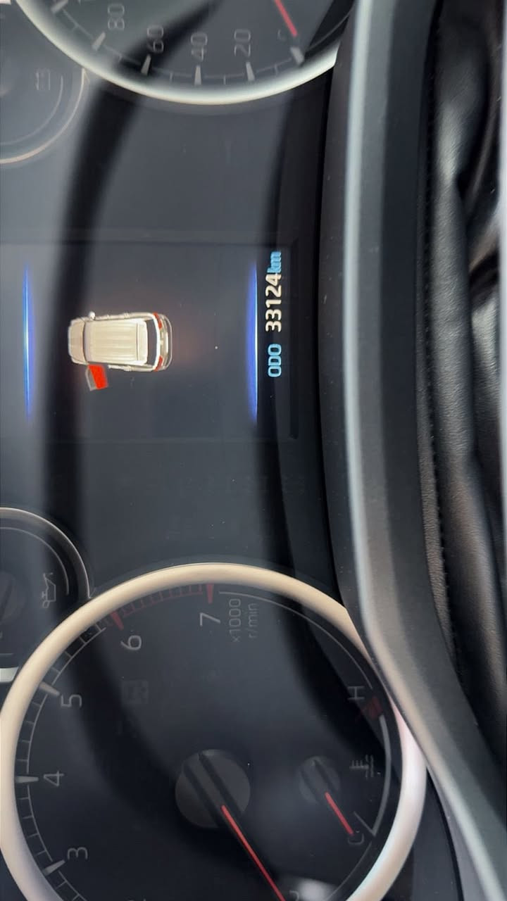 لاندكروز GXR لمتد 2023 شركة ساز مكفوله كفاله عامه مغلفه بل كامل PPF مضلله بل سنويه رقم اربيل ماشيه 33 الف مشي حقيقي السياره بوضع الشركه ضمان شركة ساز للاستفسار ***********
