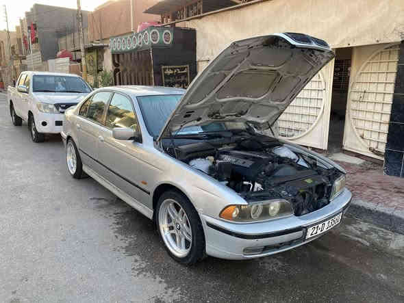 السلام عليكم
شلونكم شباب
صقر للبيع
موديل ٩٦
محرك تك فانوس كير عادي 
رقم سليمانيه رقم وهزه جديده
بيها طخه  بسيطه بالهلال جاملغ الخلفي 
وبيها ضربه بسيطه بالجاملغ الأمامي الأيمن
صدر أمامي جديد 
عربانه خلفيه جديده لوك 
منضومه بانزين كله جديد مع بلكات جديد بوش اصلي 
تخم ويل  Mوتاير لوك
باتري جديد
تبريد شغال 
تدفئه شغاله 
سياره وارد يابان بدون سلايت روف 
نقص حساس ABS خلفي
سعر ٧٥ وبيها مجال حك جيه
مكاني بغداد حسينيه 
***********
