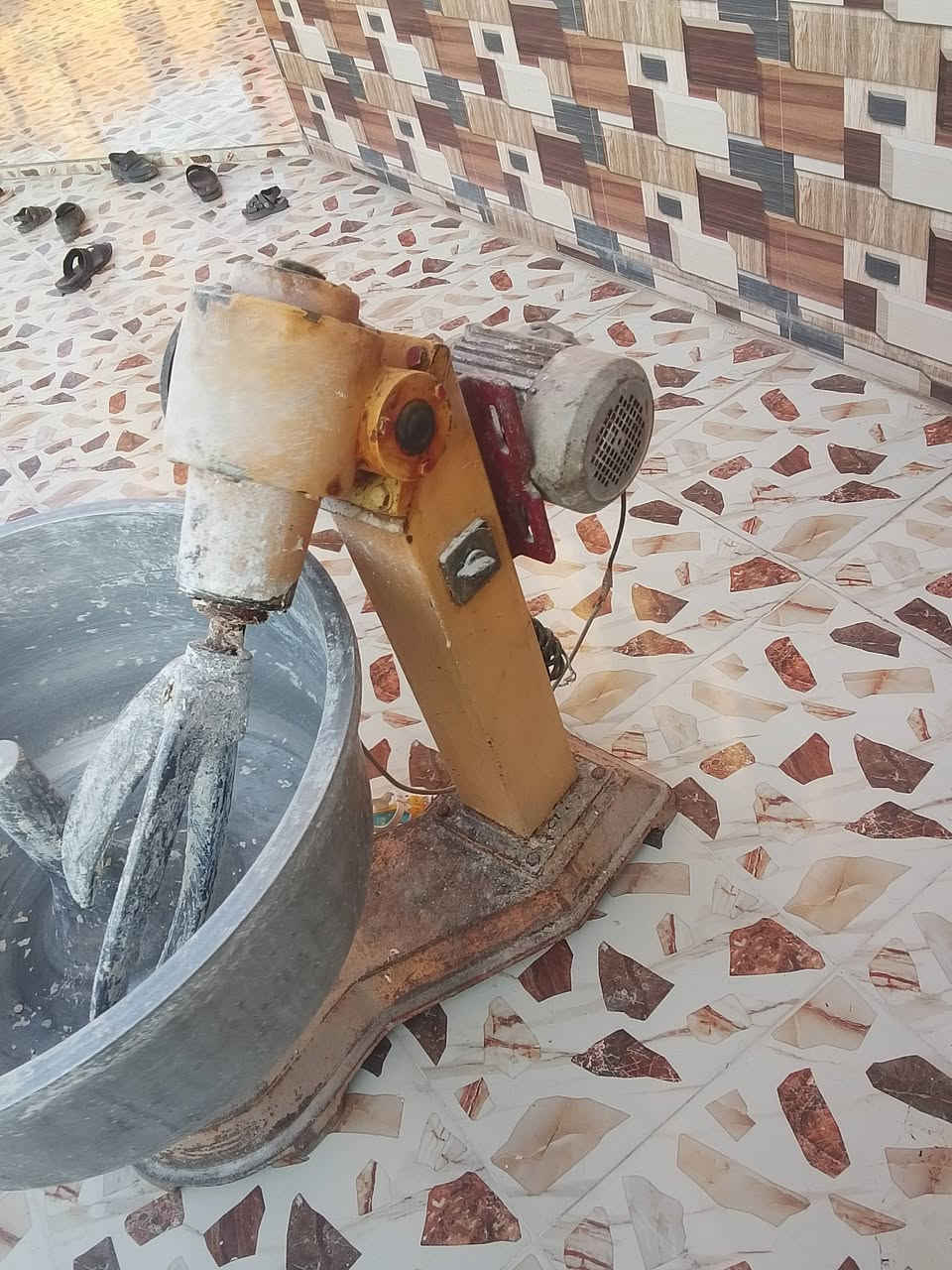 سلام عليكم عجانه عراقي شغاله شرط كلشي مابيها سعرها 450 بي مجال بسيط ***********
