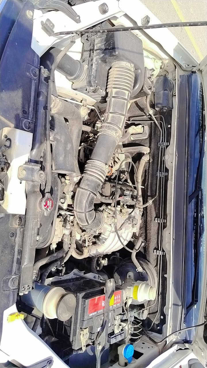 يالله السلام عليكم رمضان مبارك عليكم كريت  موديل 20 شكل جديدرقم بغداد سياره مكفوله من صبغ وضربه وبارد ومحرك لاصرف والبخار صدرجديد مامفتوح تخم تاير تبريد ثلج ماشيه 140سياره
جديده تحويل مباشر معروضه 115وبيهئ  مجال شراي يتصل ***********
