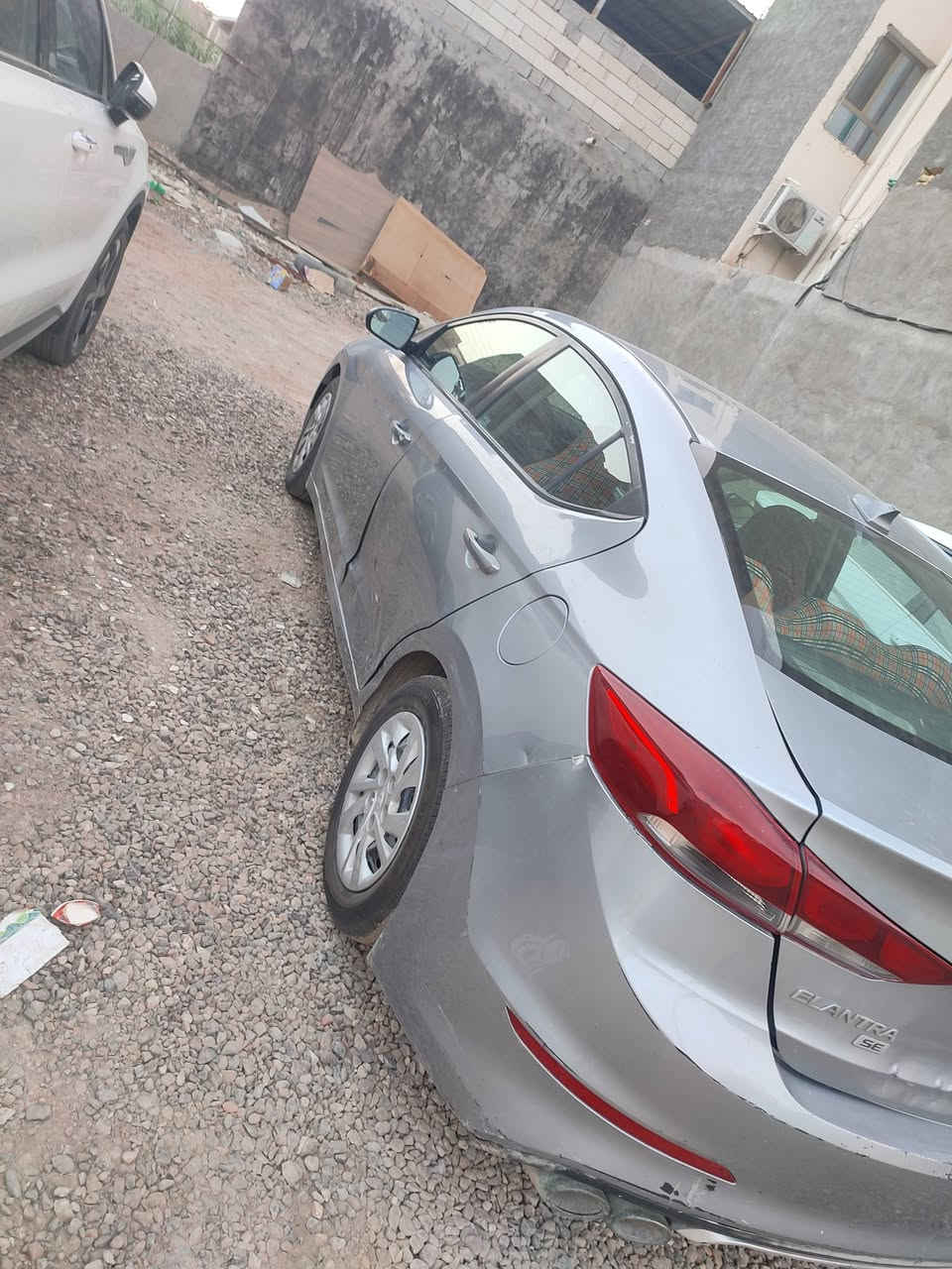 السلام عليكم . هونداي النترا موديل 17 وارد امريكي . رقم بصره حره تحويل ثاني يوم .. الاتصال ع هذا الرقم . ***********
