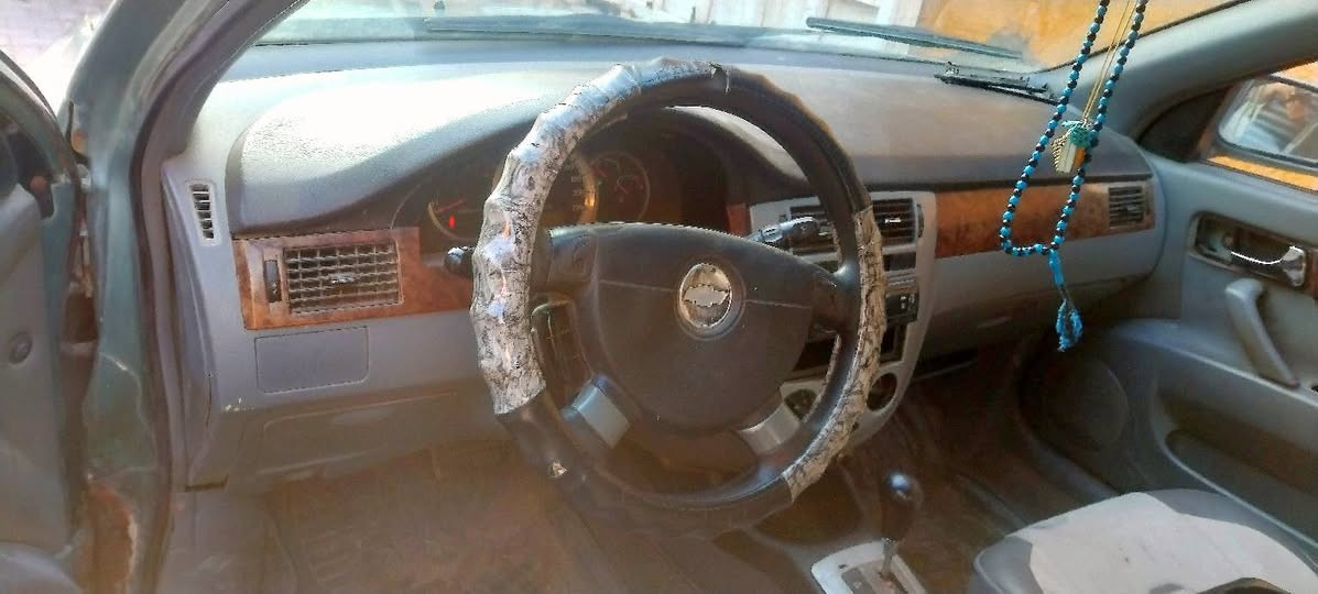 من رخصه الآدمن اوبترا 2006 بيع او مراوس 
مبدل بيه باب ساءق اثر حادث بسيط
سياره خير من الله السعر 63 وبيه مجال بسيط حك الجيه التواصل واتسآب ***********
