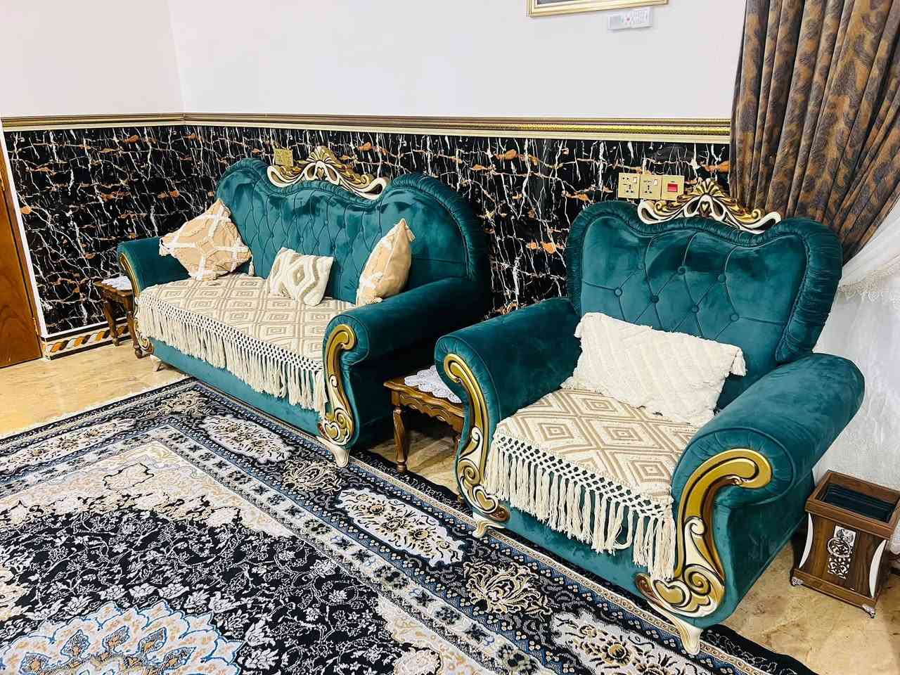 تخم للبيع عشر مقاعد نضيف اخو الجديد مكان الكوت  ناحية شيخ سعد رقم
***********
