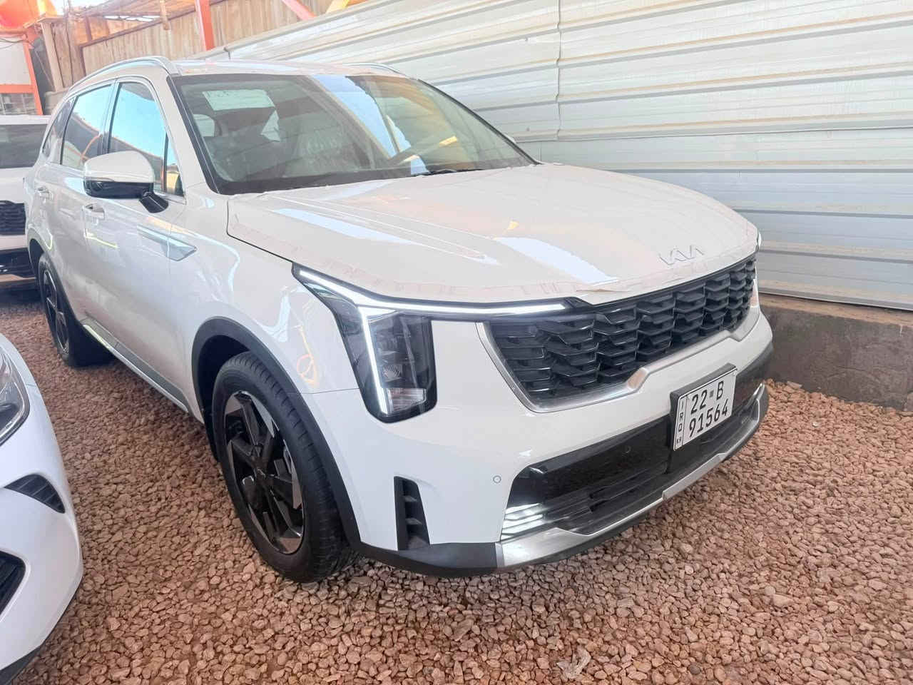 KIA. sorento 2024
مكينه ٤ سلندر ٢.٥

٢ كشن كهرباء 

برد خلفيه بلاد 

باب خلفي كهرباء 

ويل ١٩ كروم

شاشه متصله كار بلي 

سياره كفاله من الصبغ ولبارد ولمعجون بعده بوضع الزيرو  ماشيه ٩ الاف فقط  للستفسار ***********
