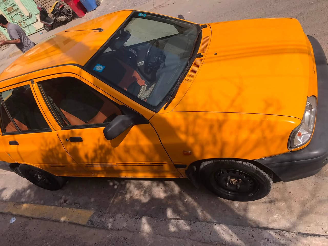 ١٨ بسمي محرك بي تنقيص ٤٠ وبيها مجال
*********** 
مكانها بغداد مدينه الصدر
