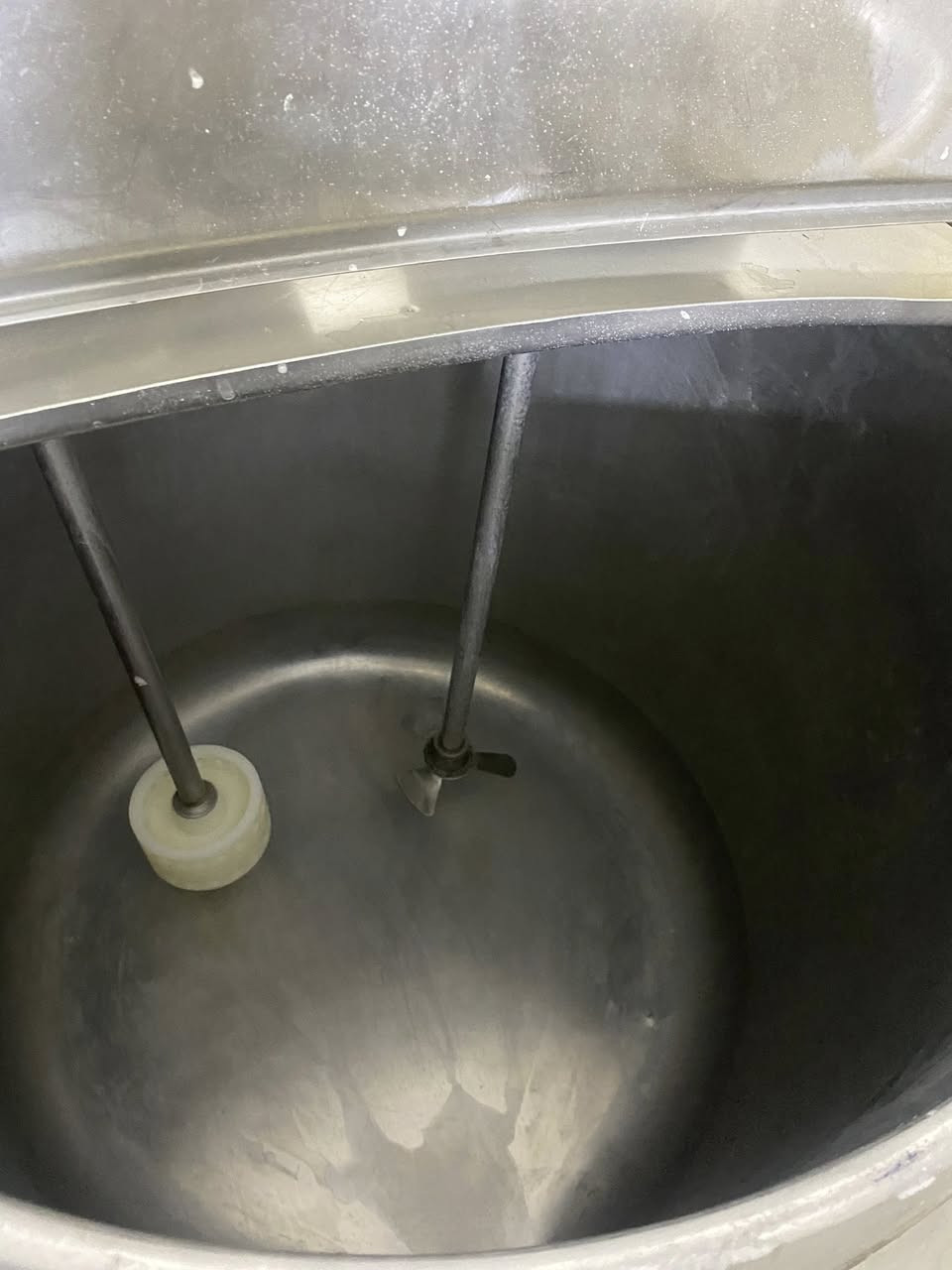 تصفية محل ايسكريم السعر ١١٠ ورقة كامل شغال ضمان فحص تشغيل صيانة الاتصال ***********
