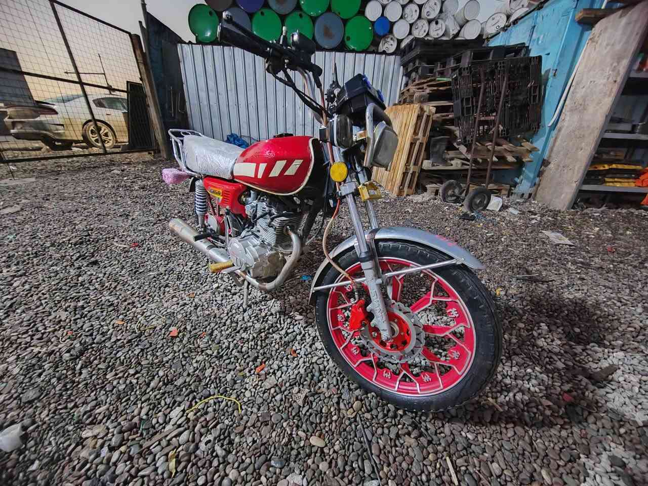 للبيع
سافين موديل 2024 مكينه كبس نشاط نار منفيس موجود كهربائيته تمام شغاله اي نقص مافيه ماطور جنايه ما متعوب سعره 530الف وفي ومجال خاطر الجيه


**إذا كنت صاحب هذا الإعلان وتريد حذفه لأي سبب، رجاءا أرسل رسالة إلى الدعم الفني**