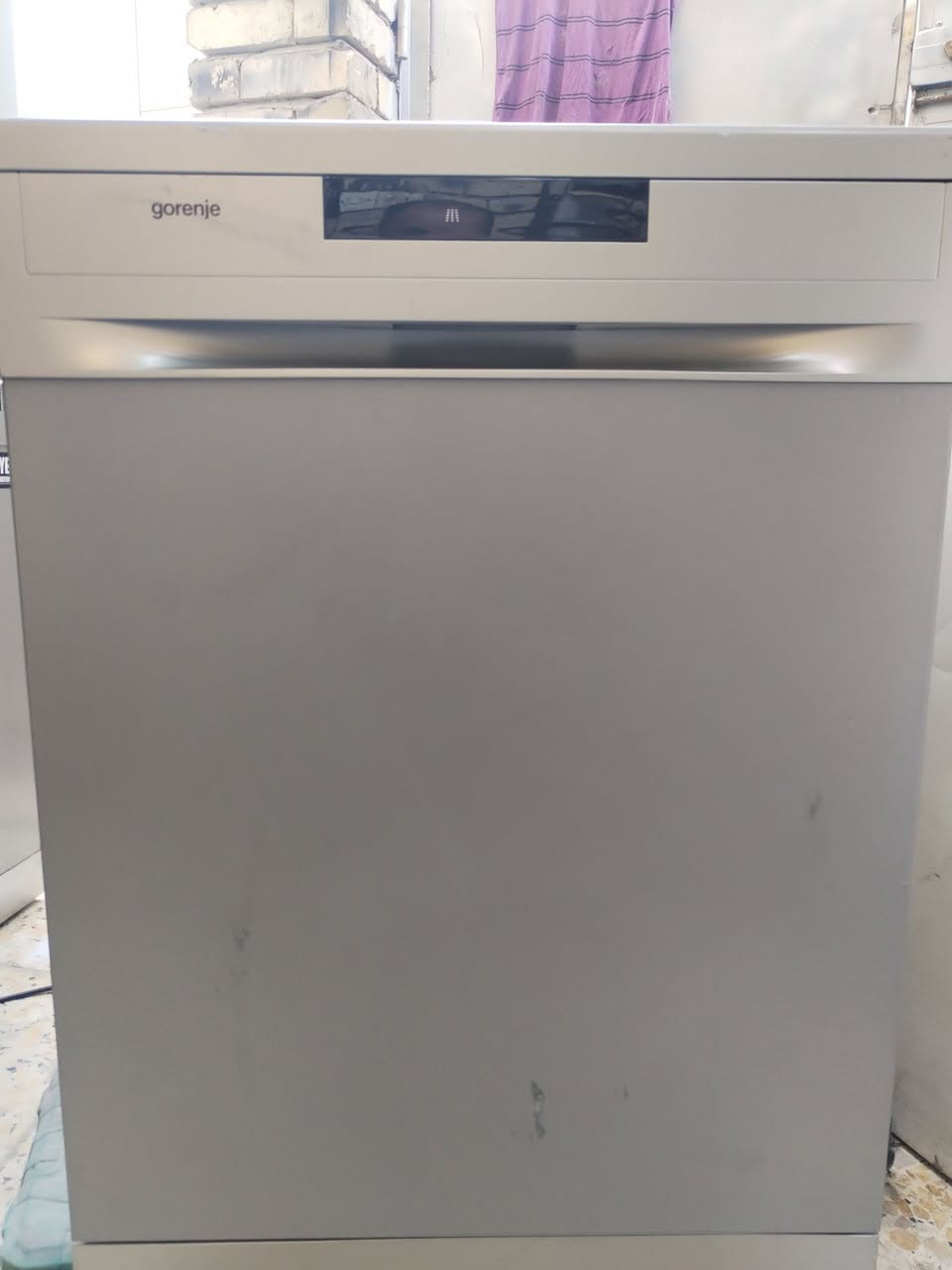 غساله نوع جورنجي نظيفه جدا وسلاتها من النوع الي ما يزنجرن ابد وتكمل من نفس الدقيقه العنوان بغداد قرب حي اور
***********
