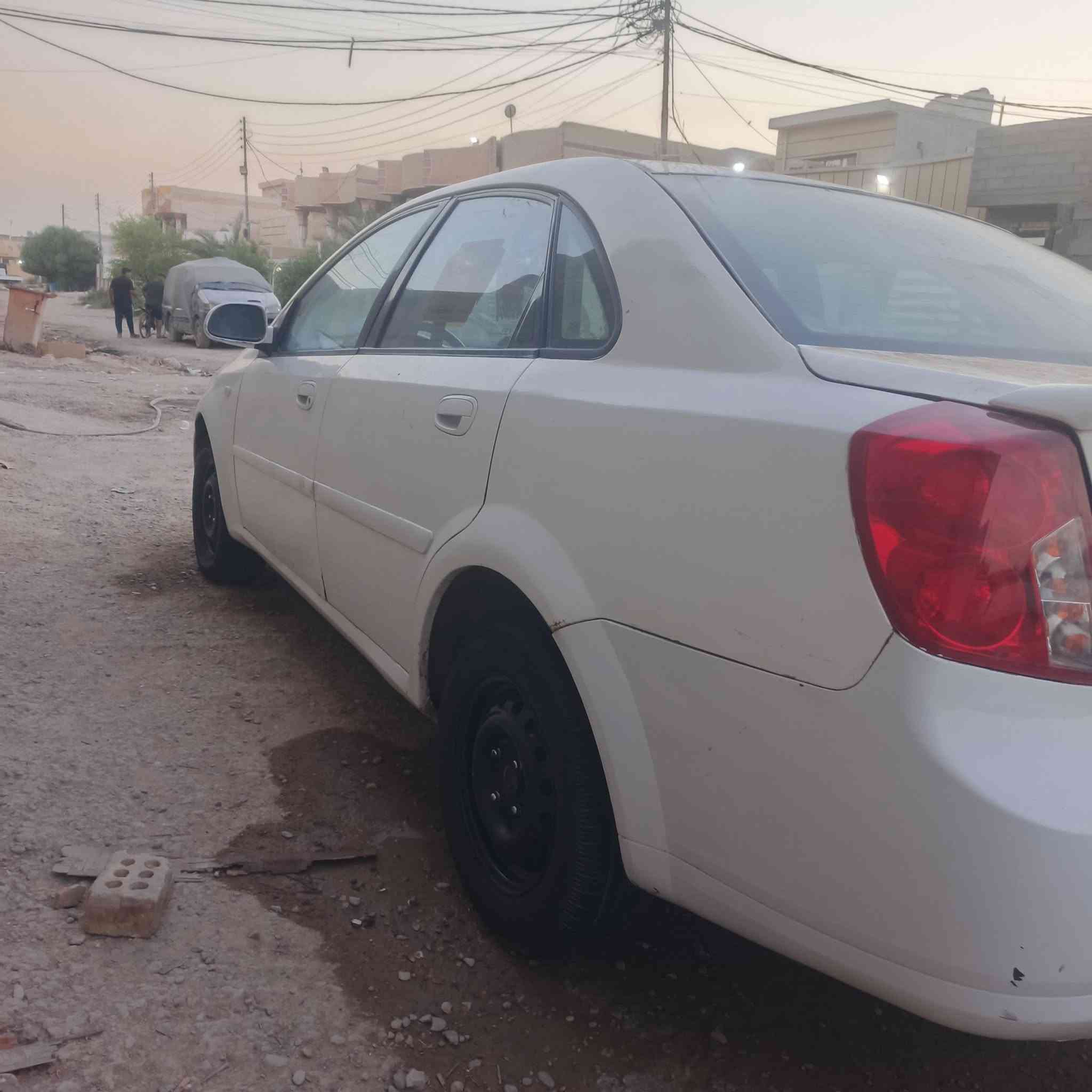 سلام عليكم وبتره 2004صبغ حزام كير، عادي 
مكينه بيهه حاويه مكاني، بغداد جسر دياله الجديد
تبريد ثلج صدر مبدل مامي وخلفي بيهه نقص باور، مال ستيرن بي صوت وبوربرن نال كلج بسمي، سياره سعر 48وبيهه مجال بسيط ***********
