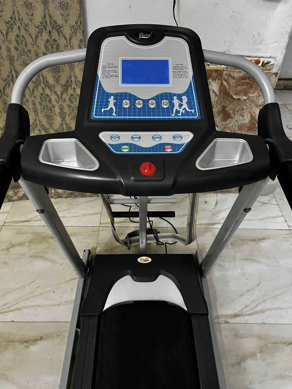 يا الله جهاز جري كلش نضيف يحمل وزن 90

العنوان قضاء القاسم حي العسكري مقابيل مدرسه الهادي

الاستفسار الاتصال على الرقم ***********
