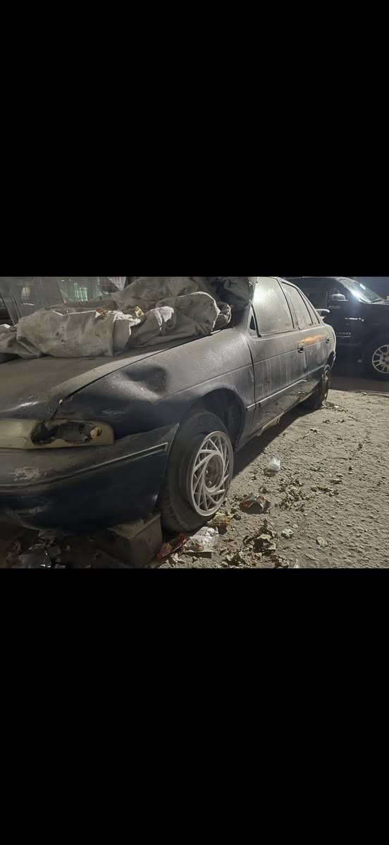 السلام عليكم
للبيع كيا سيفيا موديل 93 محرك مفتوح وكير عادي رقمها جان انبار وكاله باسم والدي الله يرحمه

سيارة متروكه من 2011 ابيع كوم حديد

السعر 750 الف اتصل على  الرقم ***********ابواحمد
