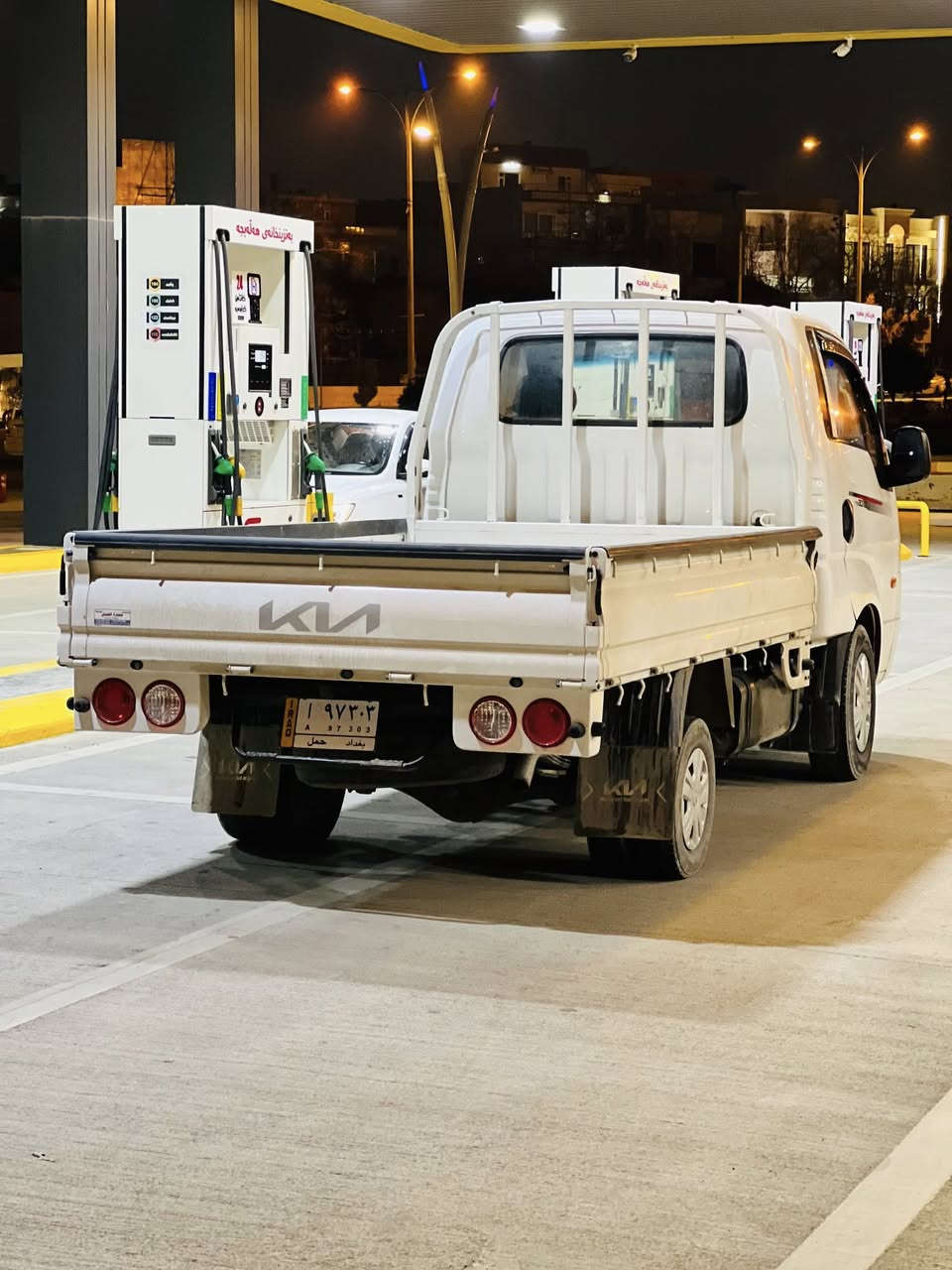 بەناوی خوای گەورە :کیای 3000ی سۆپەری مەکینە ڕەش  هەمووگیانی بەشەرت ڕزیوی بەسەرت برێکی بەسرراوە  گێڕو مەکینەو هەموو گیانی بەشەرت  پێویست بەوەسف ناکات ماڵکە خۆی دیارە ژ:***********
***********
