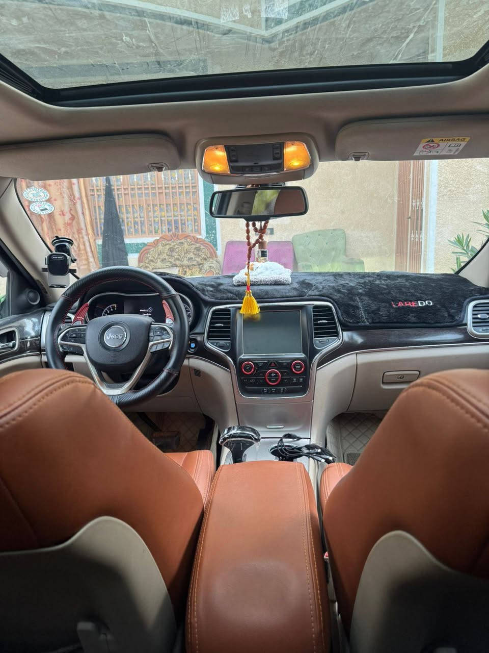 مرحبا اخوان للبيع جيب موديل اصل  2014  خليجي مكفوله السياره فول مواصفات لمتدد  رقم اربيل جديد وهزه جديده بأسمي شرط التحويل محرك 3,600 مكينه كير تبريد تدفئه تخم تاير سياره مال بيت مامتعوبه جديده موقع السياره كربلاء المقدسة خلف  الفيزه التركيه الحولي ال100 السعر 240 وبيه مجال للتواصل مع صاحب السياره مباشر للعلم مكلف بالنشر *********** اتصل ع هذا الرقم
