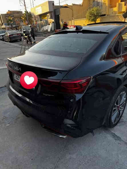 فورتي GT♠️
الموديل: [ 2022 ]
المحرك: [ 1600 تيربو ] 
الگير: [ أوتوماتيك ]
الون : [ اسود ] 
الحالة: [ السيـارة حـادثهـا جاملخات خلفيه بدون دواخل  وجاملغ السايق صبغ فقط
السعر 145$

الموقع: [ بغداد / السيـدية ] 📍

للتواصل واتس اب او اتصال : [ *********** ]
