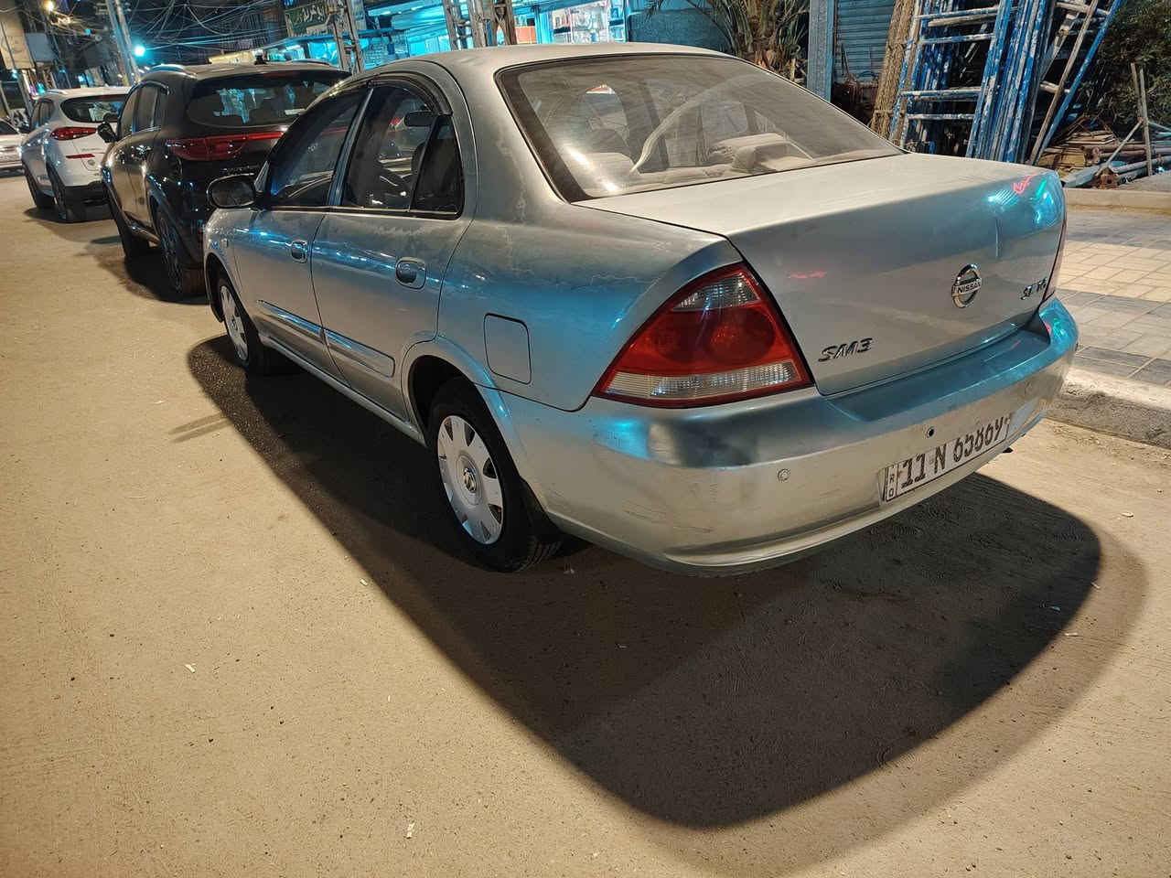 نيسان سني موديل 2007 محرك كير اوتو وتبريد بحاله جيد جدا السعر 82 مكان بغداد منصور ***********بيه صبغ جاملغ ات خلفيه بدون داخل
