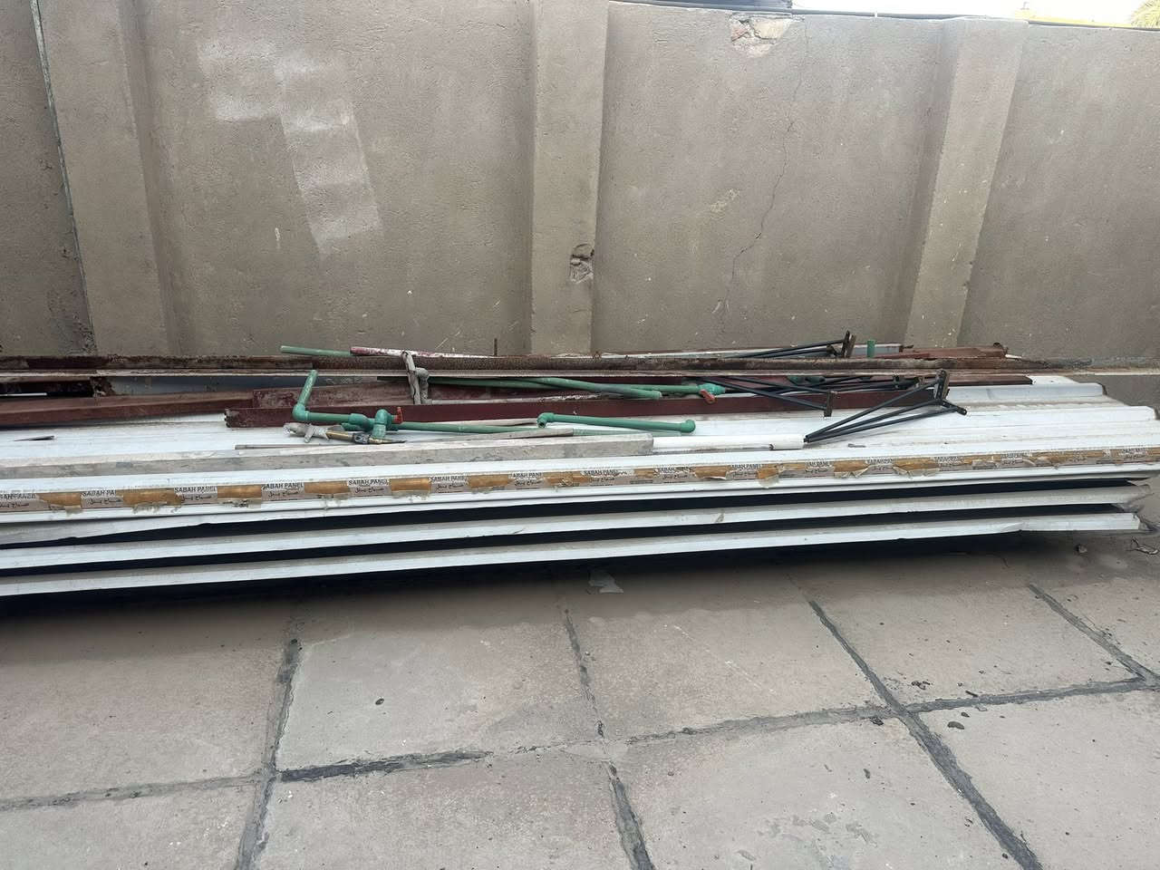 بيبان ب100 القطعه الوحده 
سندويج ب٢٠٠ شلعه ابيع قفل 
استخدام سنه  
مكاني بغداد الكرخ الشعله 
*********** واتساب
