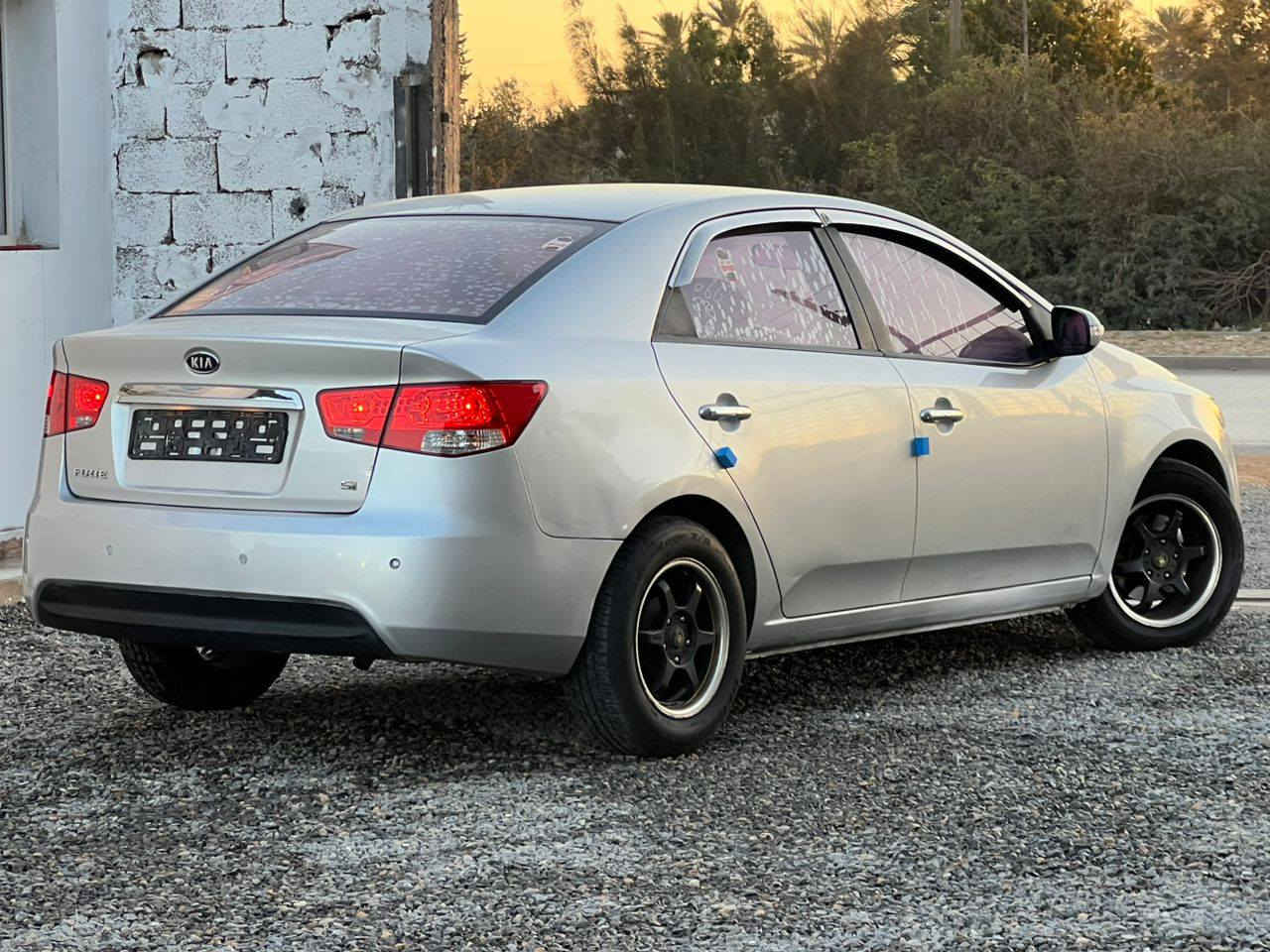 بسم الله مشاء لاقوة إلا بالله
نوع كيا فورتي استراد كوريا 

موديل 2010

فل الفل.  لأفتحه كيف وصلا من كوريا 

ماشيه 83صلي 📜

لون رصاصي ✅

مميزات سياره⭕️📜

صالون الرصاصي

عداد مضلم ✔️

مرمطيه بارزه

فليتشه في مرايا✅

ديسكو كبير 

تحكم بالمقود 

خاليه من قص وقشره ✳️

مكان سياره طرابلس 
تاجوراء معرض القمه 

🤳🏻0944493754
السعر 22800 او ساهل


**إذا كنت صاحب هذا الإعلان وتريد حذفه لأي سبب، رجاءا أرسل رسالة إلى الدعم الفني**