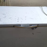 مجمده 12 قدم النضافة 60 من% السعر 150 وبيهه مجال قليل 07712170187