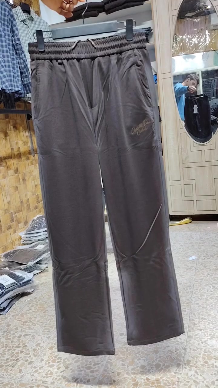 على بركه الله تم افتتاح محل ازياء اميرر نعيم للملابس الرجاليه يسعدنا ان نفتتح هذا المحل الجديد لبيع الملابس حيث نقدم لكم تشكيله واسعه من الازياء الجميله التي تناسب جميع الاذواق والمناسبات نأمل ان تجدو كل ماتحتاجونه 

#العنوان_محل_علي_جبار_القديم
#مقابل_كوفي_كهرمانه


**إذا كنت صاحب هذا الإعلان وتريد حذفه لأي سبب، رجاءا أرسل رسالة إلى الدعم الفني**