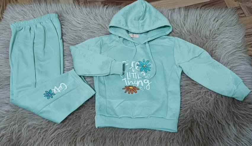 تراك  بناتي متوفر ب لونين ونقشتين
يلبس من عمر  سنه لحد  عمر ٥ سنوات
السعر  ٤ الاف سعر الجمله 
يتوفر توصيل داخل بلد ١٠٠٠ فقط
@إشارة


**إذا كنت صاحب هذا الإعلان وتريد حذفه لأي سبب، رجاءا أرسل رسالة إلى الدعم الفني**