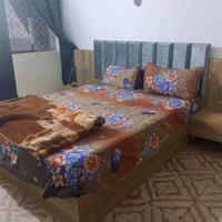 غرفة نوم • للبيع • عيب بسيط