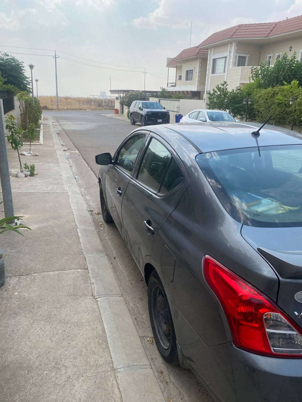 السلام عليكم
نيسان فيرسا ٢٠١٧ للبيع
مواصفات s
بيها ٣ قطع ونص صبغ وجراد بالبنيد وجاملغ السكن
جاهزة من اي نقص
مكانها اربيل
سعرها ٧٧ ورقة
*********** أربيل, العراق
