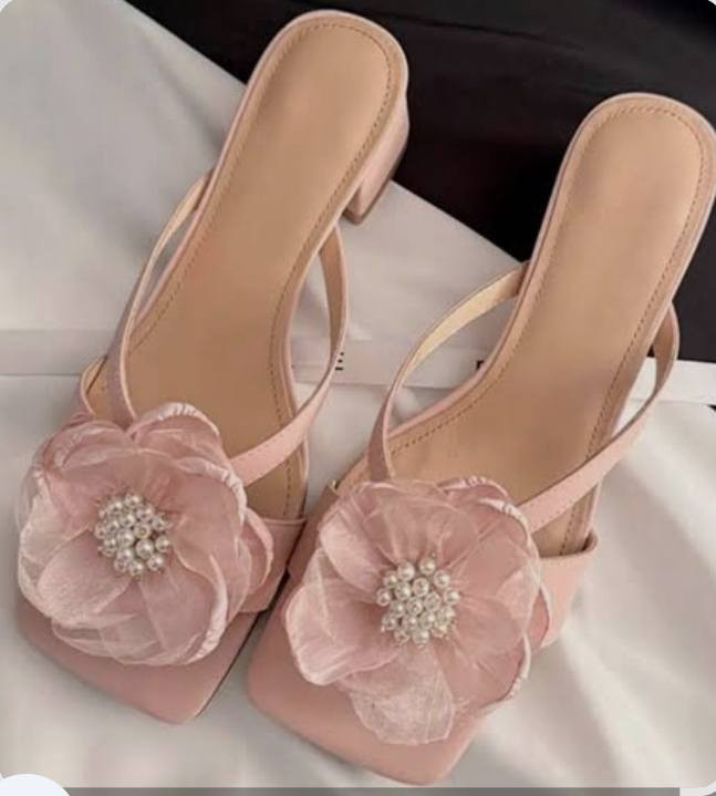 السلام عليكم😍
متوفرات احذيه نسائية بيع مفرد💯


**إذا كنت صاحب هذا الإعلان وتريد حذفه لأي سبب، رجاءا أرسل رسالة إلى الدعم الفني**