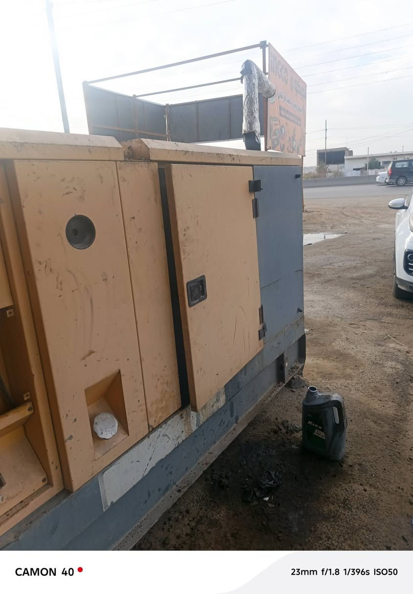 مولد بيركنز كاتم  100 كيفي ما مفتوحه شركه لوبل شغاله لا صرف ولا بخار للاستفسار اكثر ***********
