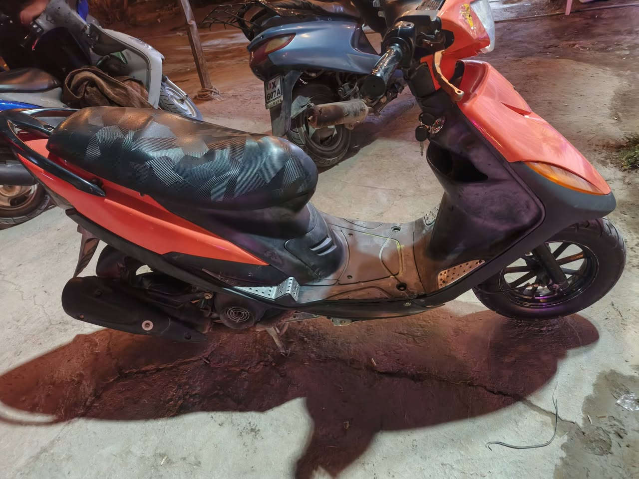 سلام عليكم مكاني بابل هذا رقمي ***********
دراجه ماكس ٥٧٥ متوازي ع بيعتهه وبيهه مجااال قليل ما عندك تعاال اخذهه وروح  مكفوله كدام عينك حلوه كلش 
نضيفه وما عايزهه شي 
سلف هندر اشاير كلشي شغاال
