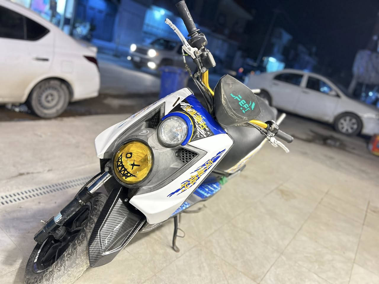 سلام عليكم سكنس جبلي موديل 2013 دراجه كفاله عامه الدراجه بوشه 58 دراجه فوول تزويد 
سكان تزويد 
جاملغ تزويد 
صلنصه تزويد 
دراجه كاعده 
السعر 950 الف وبيها مجال حك جيه قليل 
مكاني حله حي بكرلي 
***********
