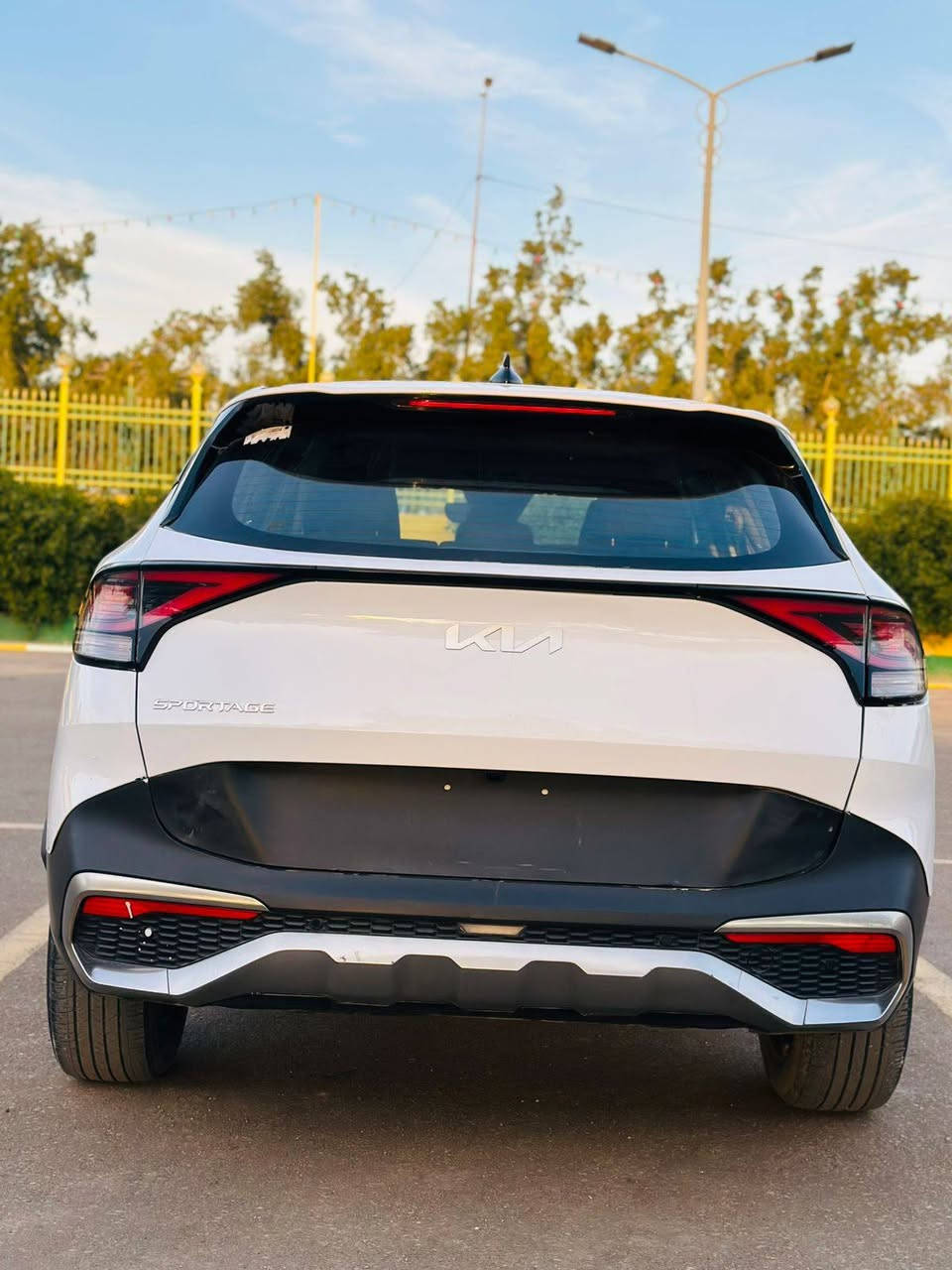 السلام عليكم سبورتج موديل 24 ماشيه 10الف موصفات فول عده الفتحه الون ابيض بدون ارباك تبديل جنطه فقط العنوان بابل الاتصال ***********
*********** السعر 200
