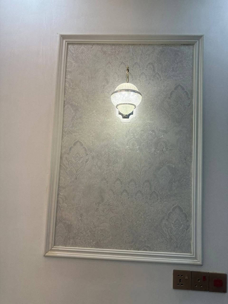 دار للبيع في حي الوفاه مساحه ١٠٠متر ثلاث غرف نوم ٢صاله والاستقبال ومطبخ صحيات جديد غير مسكون مكان مميز جدا صب كونكريت بناه درجه اولى هندسي منطقه 38
***********
