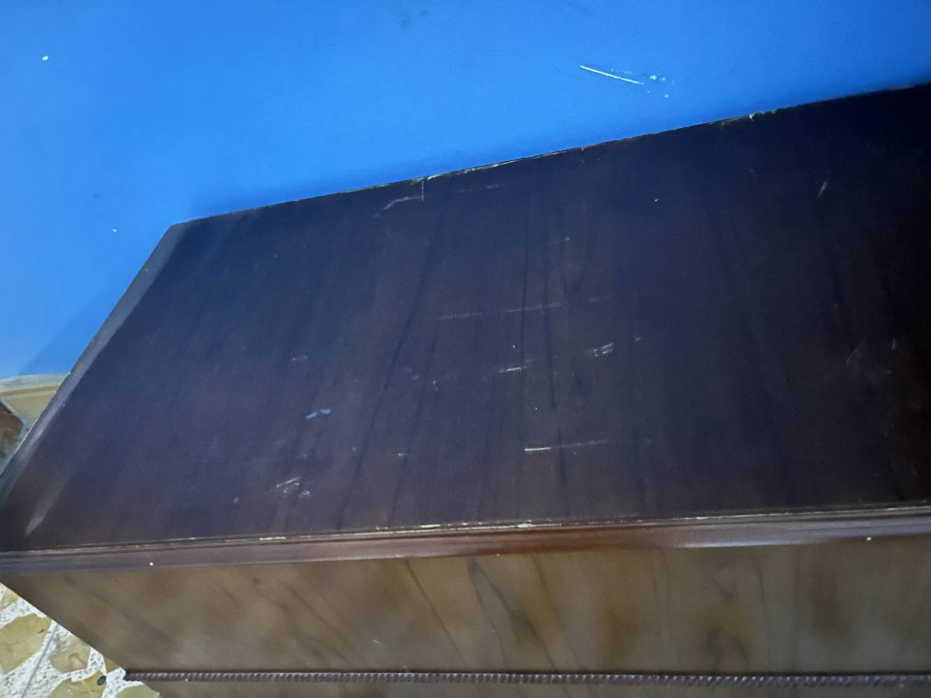 عشر قنفات و8 من طبلات صغيره 
و3 طبلات كبيره عنوان بغداد كفاءات العبيدي الاستفسار ***********
