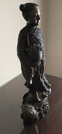 تمثال برونز • لان تساي خه • ٤١ سم