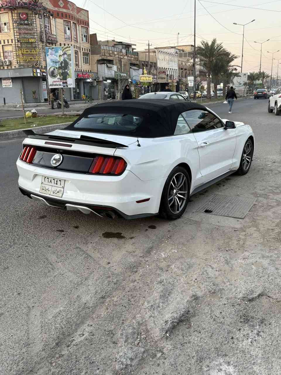 للبيع — Ford Mustang EcoBoost 2017
موستنك 2017 ايكو بوست
محرك 4 سلندر تيربو 2.3 لتر
قير اوتوماتيك
دبل شاشة + كاميرا خلفية
سستم صوتي ممتاز
داخلية جلد
تشغيل بصمة + بصمة باب
تحكم بالسكان
مثبت سرعة
حساسات
سيارة نظيفة جداً

الوارد: أمريكي
الممشى: (90)
اللون: (ابيض )

السعر: (122) قابل للنقاش للجادين
/
📍الموقع: بغداد / المنصور 
للاستفسار خاص او اتصال/  ***********
