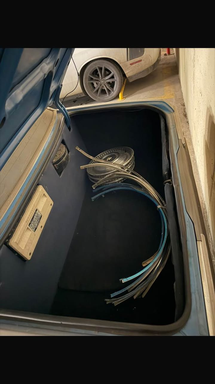 كراونن١٩٧٩ دعامي بوو دعامي بةشةرت بي ليدران سفر راگيراوة  هةموو شتي بةشةرت بؤ زانياري *********** أربيل, العراق
